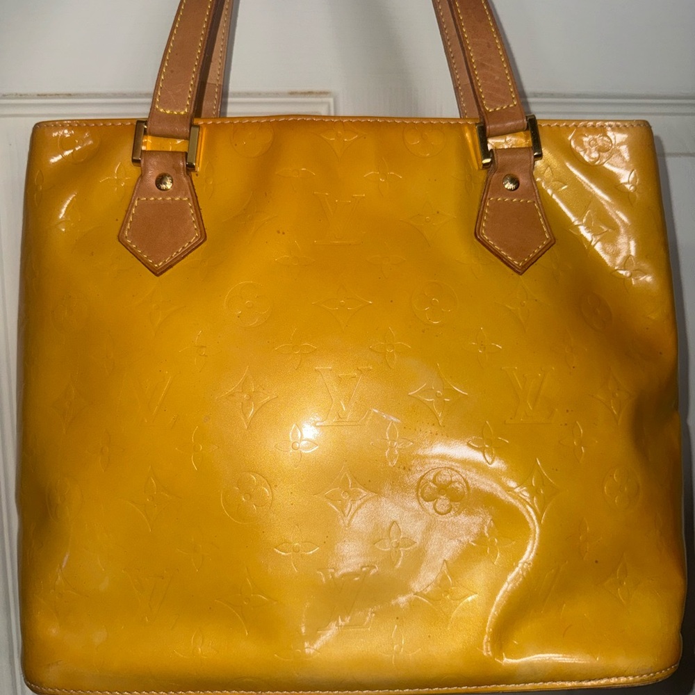 Louis Vuitton yellow/gold Vernis Tote - Picture 2 of 12